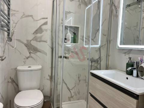 T3 com 2 suítes e terraço privado 34 m² em Águas Santas, Maia