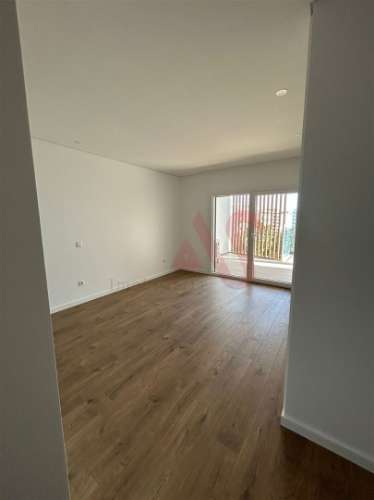 Apartamento T2 NOVO na Urbanização Colinas do Cruzeiro em Odivelas