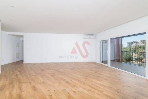 Apartamento T3 NOVO na Urbanização Colinas do Cruzeiro, em Odivelas