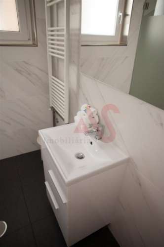 Moradia T3+1 com Potencial Único em Estela – Póvoa de Varzim