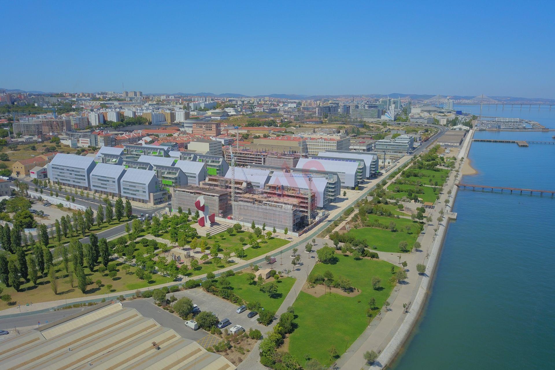 Apartamento T0 NOVOS desde 490.000€ no Empreendimento Prata Riverside Village