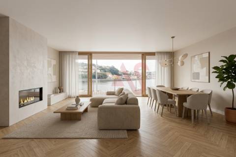 Apartamento com 3 Suítes e varanda na primeira linha do rio Douro