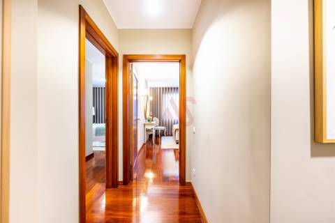 Apartamento T4 de luxo com vistas mar em Leça da Palmeira