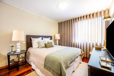 Apartamento T4 de luxo com vistas mar em Leça da Palmeira