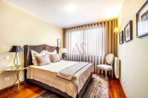 Apartamento T4 de luxo com vistas mar em Leça da Palmeira