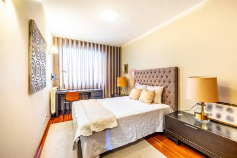 Apartamento T4 de luxo com vistas mar em Leça da Palmeira