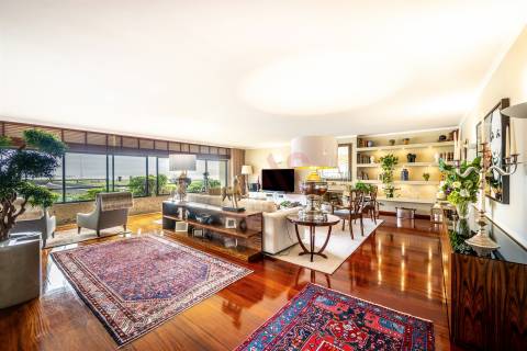 Apartamento T4 de luxo com vistas mar em Leça da Palmeira