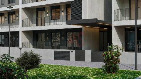 Apartamento T2 com suíte e Varanda localizado em Valongo