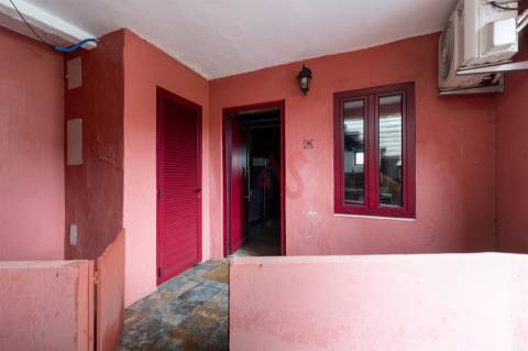 T0 situado na Rua do Monte Coimbra, Vila Nova de Gaia