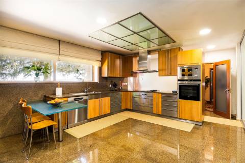 Quinta com 14.000m2 situada em pleno centro da cidade de Lousada