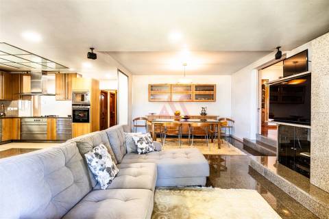 Quinta com 14.000m2 situada em pleno centro da cidade de Lousada