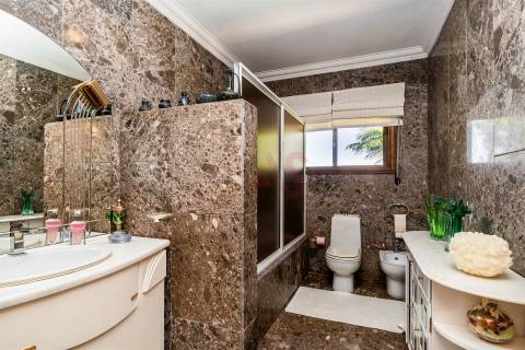 Quinta com 14.000m2 situada em pleno centro da cidade de Lousada