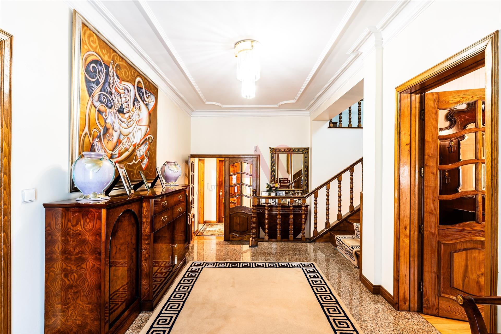 Quinta com 14.000m2 situada em pleno centro da cidade de Lousada