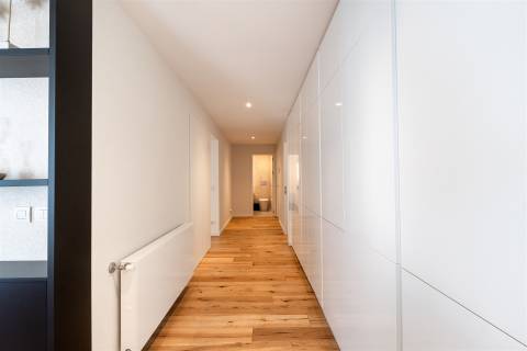 Apartamento T3 com Master Suíte e varanda localizado em Arca d’Água
