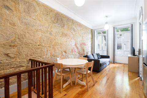 Moradia T3 situada numa das zonas mais prestigiadas da cidade do Porto