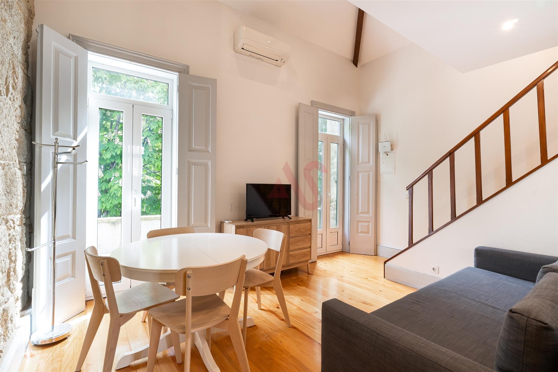 Moradia T3 situada numa das zonas mais prestigiadas da cidade do Porto