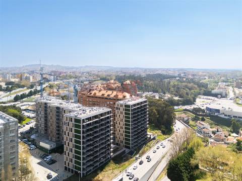 Apartamento T0 com Varanda em Vila Nova de Gaia