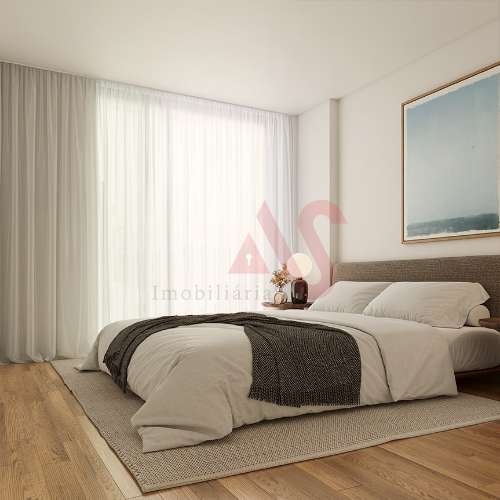 Apartamento T0 com Varanda em Vila Nova de Gaia