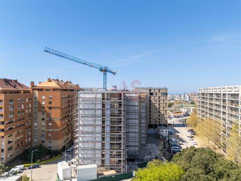 Apartamento T0 com Varanda em Vila Nova de Gaia