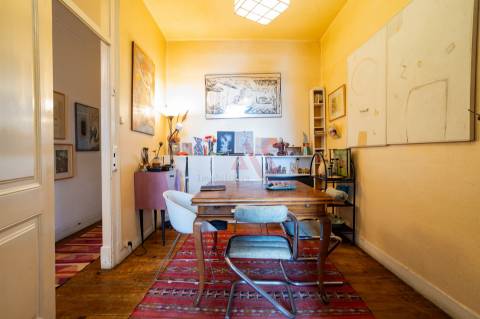 Apartamento T3+2 com Vista Deslumbrante sobre o Rio Tejo – Lisboa