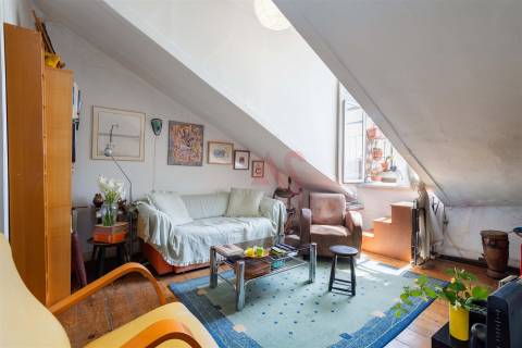 Apartamento T3+2 com Vista Deslumbrante sobre o Rio Tejo – Lisboa