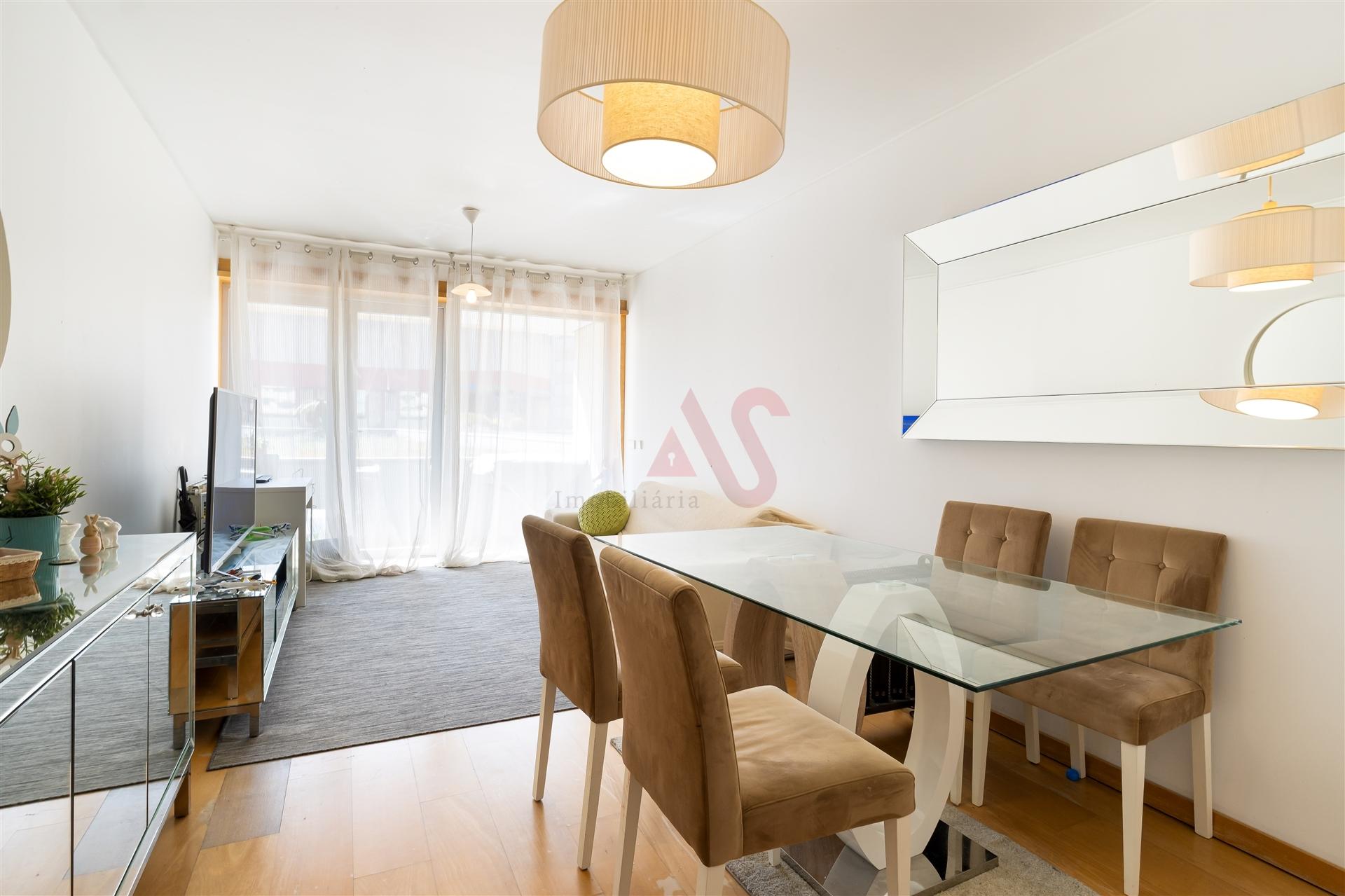 Apartamento T2 com vista panorâmica no Arrábida Plaza – Vila Nova de Gaia
