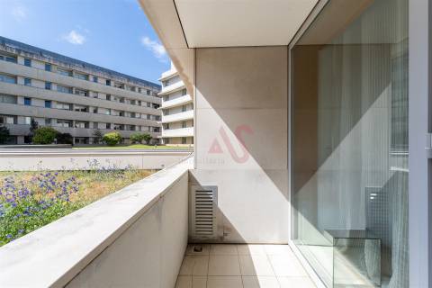 Apartamento T2 com vista panorâmica no Arrábida Plaza – Vila Nova de Gaia
