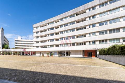 Apartamento T2 com vista panorâmica no Arrábida Plaza – Vila Nova de Gaia