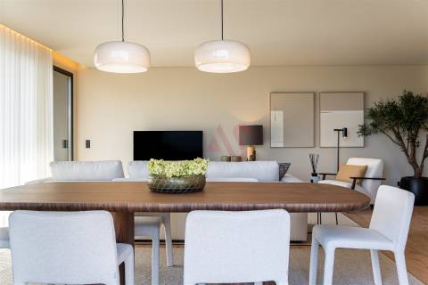 Apartamento T2 inserido no empreendimento Santos Silva em Vila Nova de Gaia