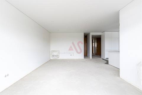 Apartamento T1 com varanda localizado no empreendimento Alta Vista