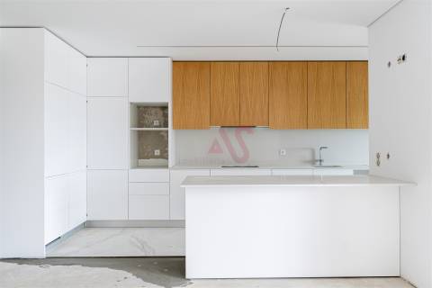 Apartamento T1 com varanda localizado no empreendimento Alta Vista