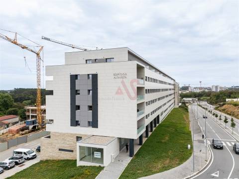 Apartamento T1 com varanda localizado no empreendimento Alta Vista