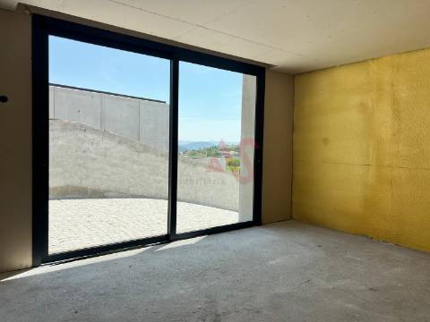Moradia Térrea T3 com Piscina | Nova | Leitões, Guimarães
