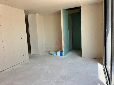 Moradia Térrea T3 com Piscina | Nova | Leitões, Guimarães