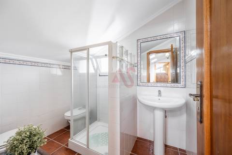Quintinha T3 em Caminha, com cerca de 1.500 m² de Terreno