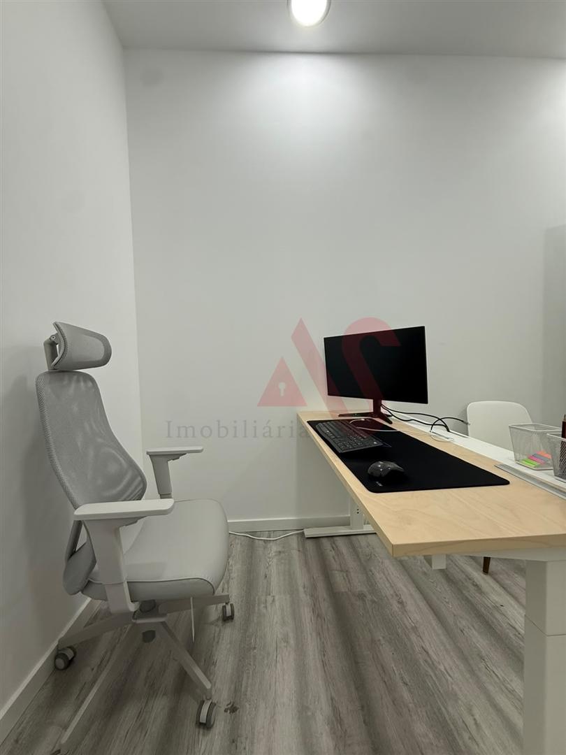 Gabinete para Arrendamento na Pontinha | Escritório Multiusos