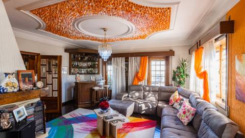 Moradia T5 com Jardim e Piscina na Maia