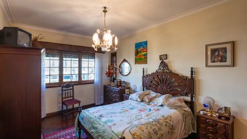 Moradia T5 com Jardim e Piscina na Maia