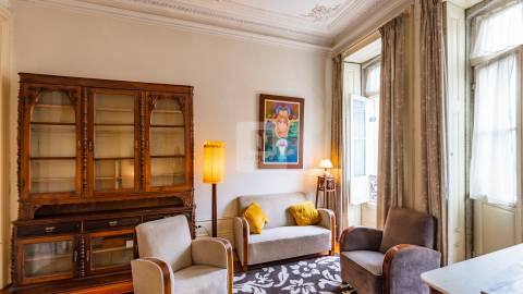 Moradia T4 na 2ª linha de Mar na Foz do Douro | zona ARU