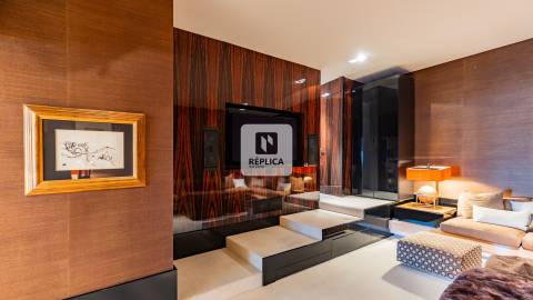 Apartamento T3+1 com vistas de Rio e Mar na Foz do Douro