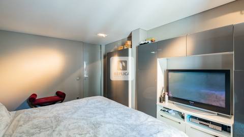 Apartamento T3+1 com vistas de Rio e Mar na Foz do Douro