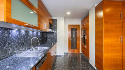 Apartamento T3 Mobilado em Paranhos |  Pólo Universitário