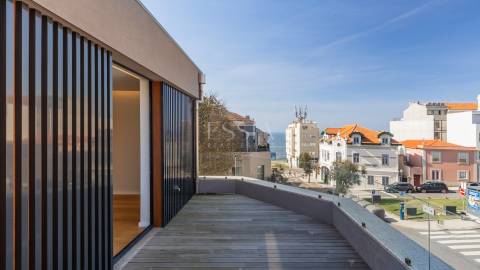 Apartamento T3 Duplex Novo com Terraço Vistas Mar na Foz do Douro
