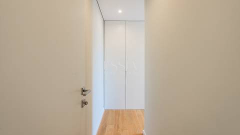 Apartamento T3 Duplex Novo com Terraço Vistas Mar na Foz do Douro