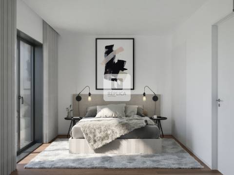 Apartamento T2 Duplex com 2 Varandas próximo do Palácio de Cristal