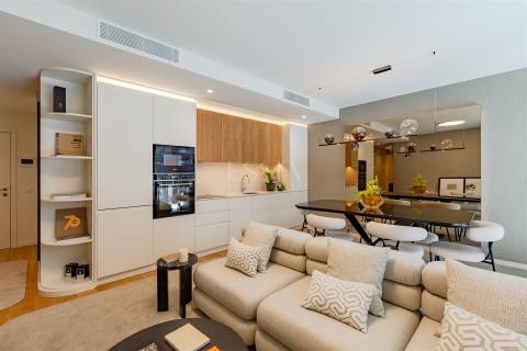 Apartamento T3 com Terraço de 35.77m2 nos Jardins D`Arrábida em Vila Nova de Gaia