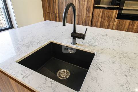 Penthouse T4 Duplex com Rooftop na Foz do Douro