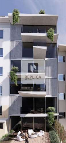 Apartamento T2 com 3 Varandas e Garagem  - 2ª Linha de Mar na Foz do Douro