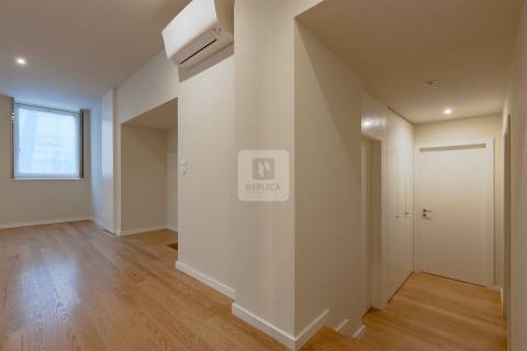 Apartamento T3 com Terraço de 47m2 à Marechal Saldanha | Foz do Douro