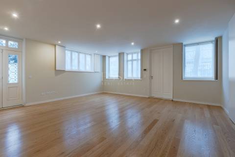 Apartamento T3 com Terraço de 47m2 à Marechal Saldanha | Foz do Douro